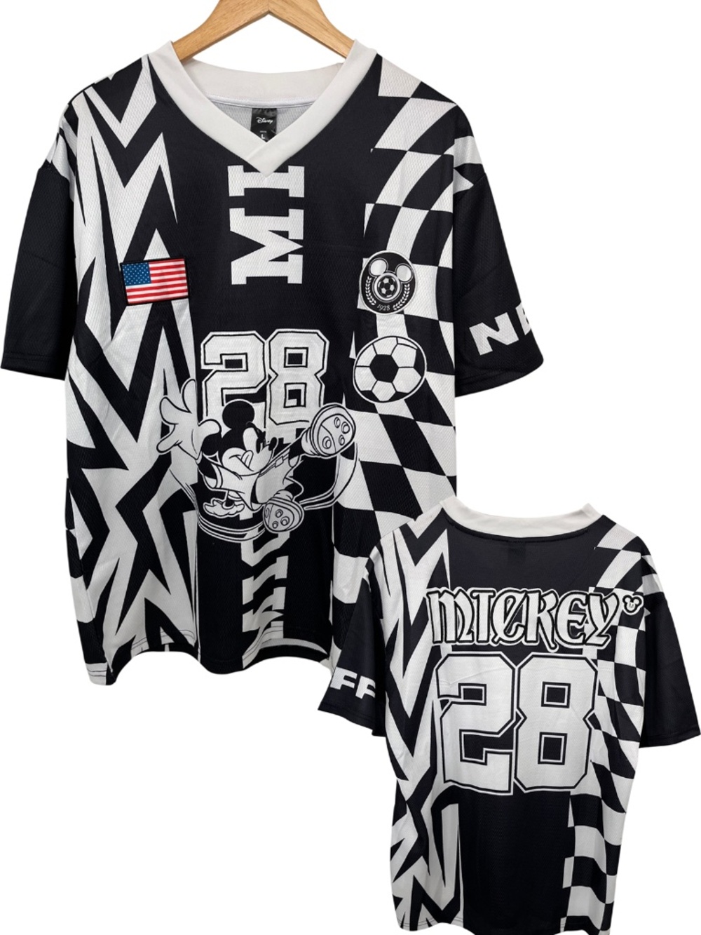 Neff x Disney Mickey Mouse Men’s Soccer Jersey Large NWT